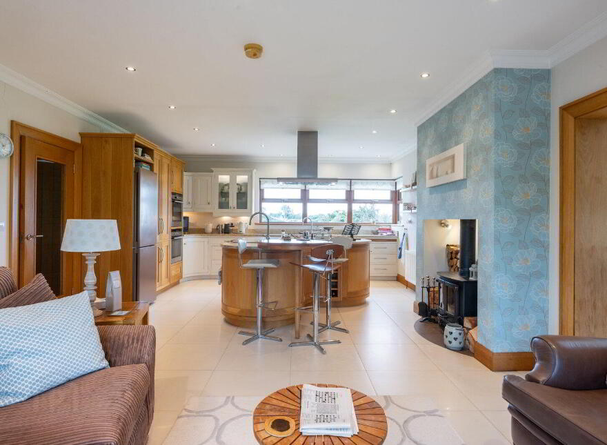 125 Knowehead Road, Broughshane, Ballymena, BT43 7JD