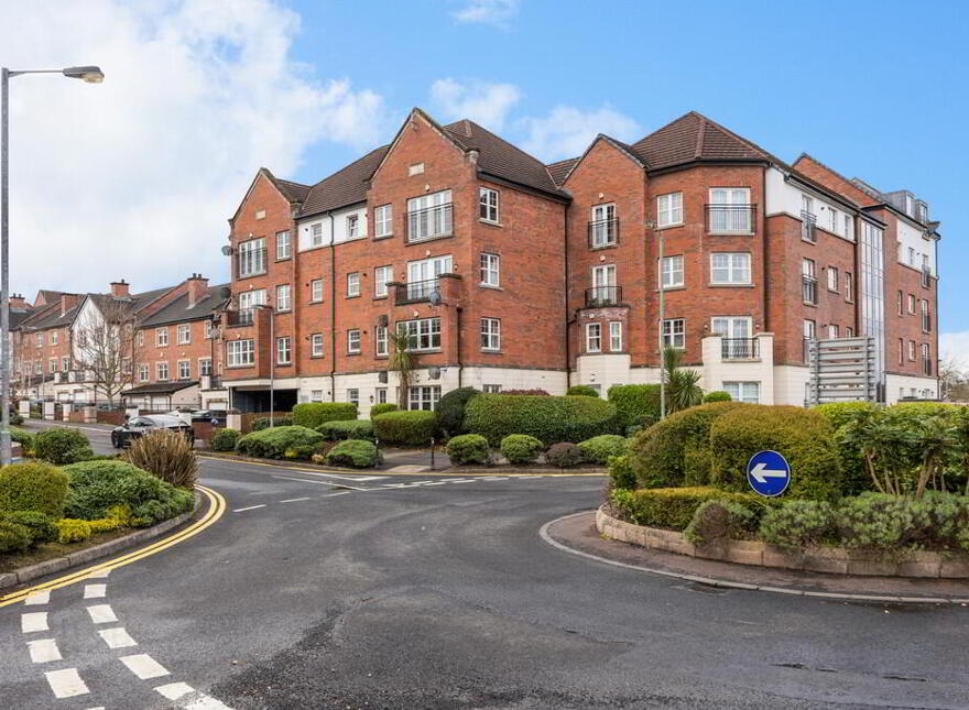 11 River House, 21 The Boulevard, Belfast, BT7 3LN photo