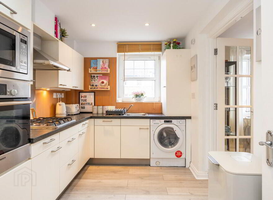 11 River House, 21 The Boulevard, Belfast, BT7 3LN