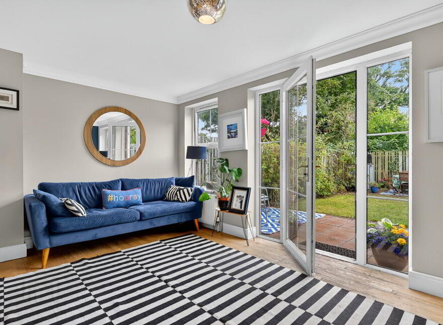 23 St John Place, Belfast, BT7 3HA
