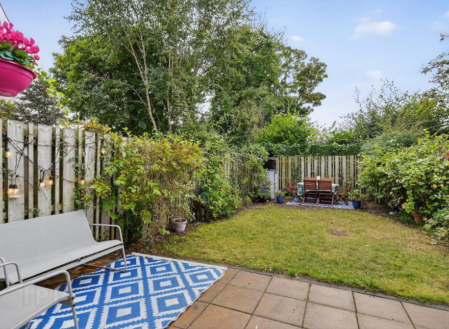 23 St John Place, Belfast, BT7 3HA