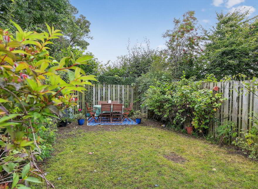 23 St John Place, Belfast, BT7 3HA