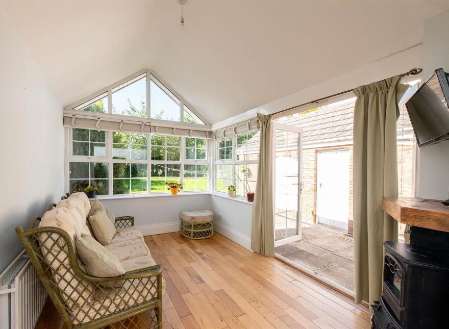 1 Demesne Avenue, Downpatrick, BT30 6UY