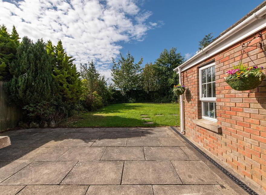 1 Demesne Avenue, Downpatrick, BT30 6UY