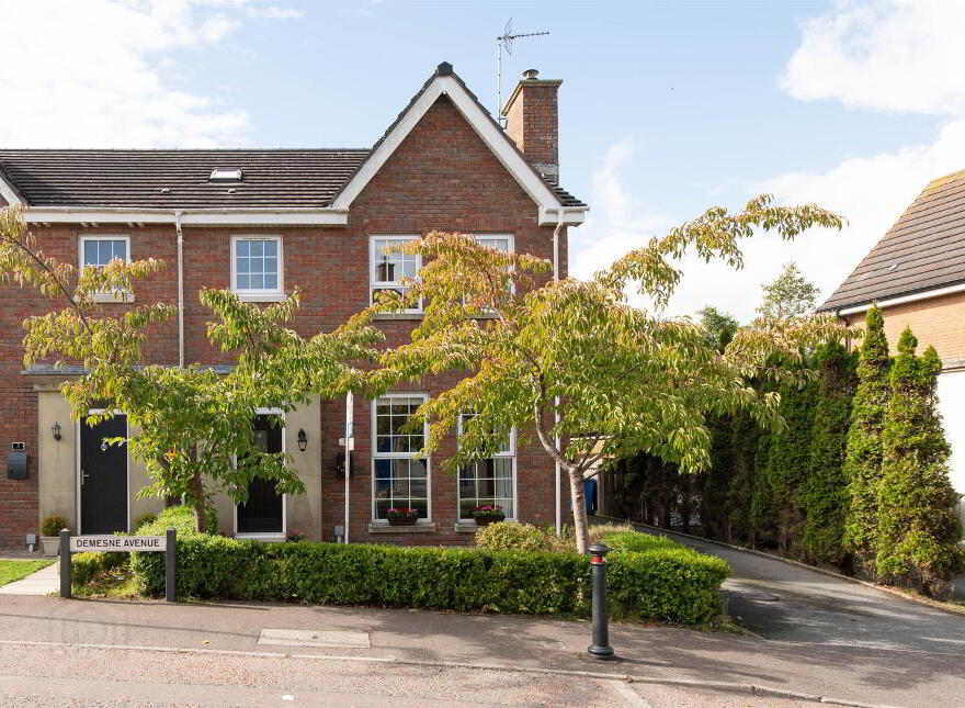 1 Demesne Avenue, Downpatrick, BT30 6UY