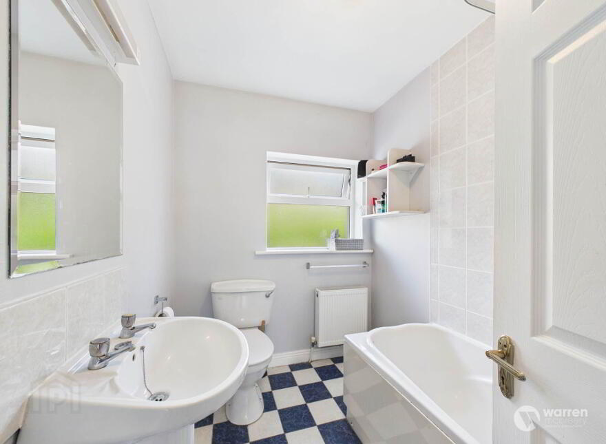 52 Robert`s Hill, Circular Road, Kilkenny Town, R95F6W8