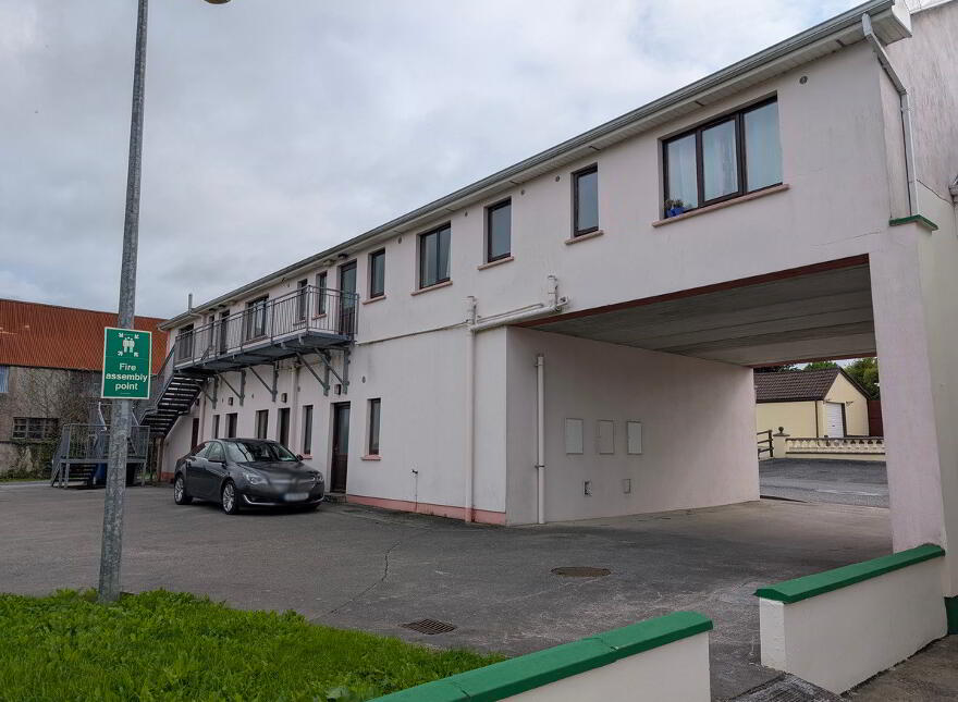 Main St., Cloncorrick, Carrigallen, H12FH29