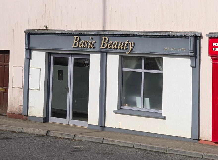 Main St., Cloncorrick, Carrigallen, H12FH29