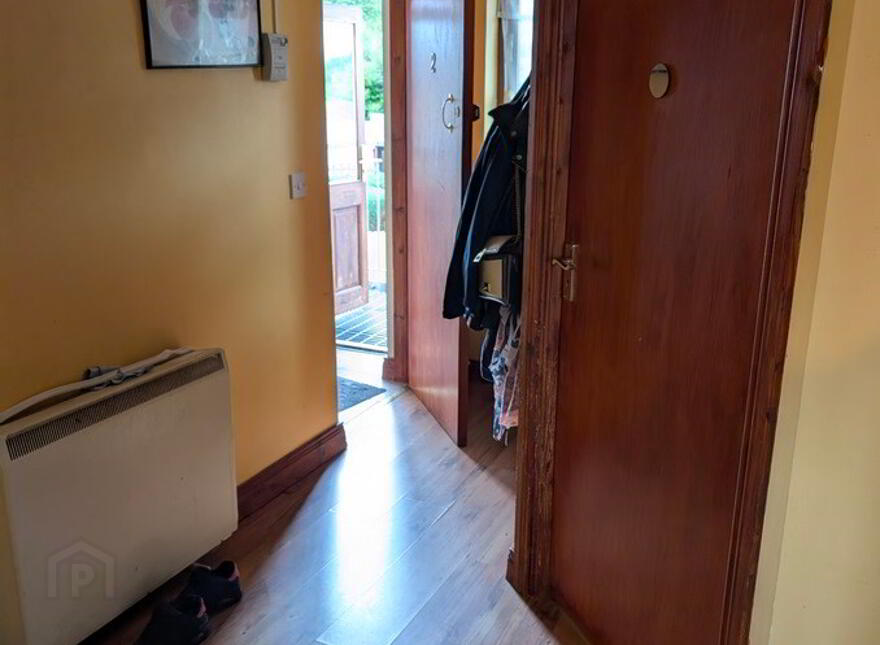 Main St., Cloncorrick, Carrigallen, H12FH29