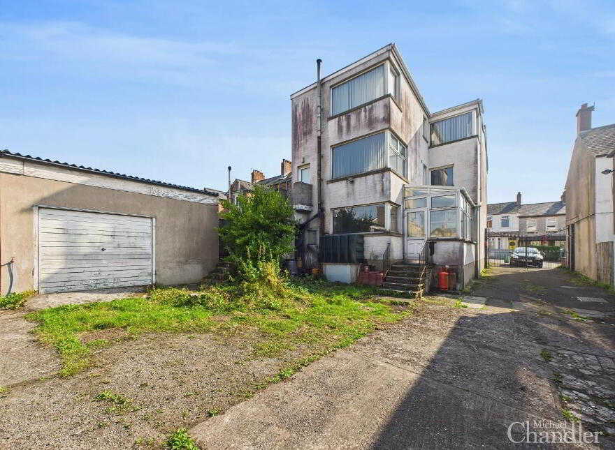 70 Downshire Road, Holywood, BT18 9LY