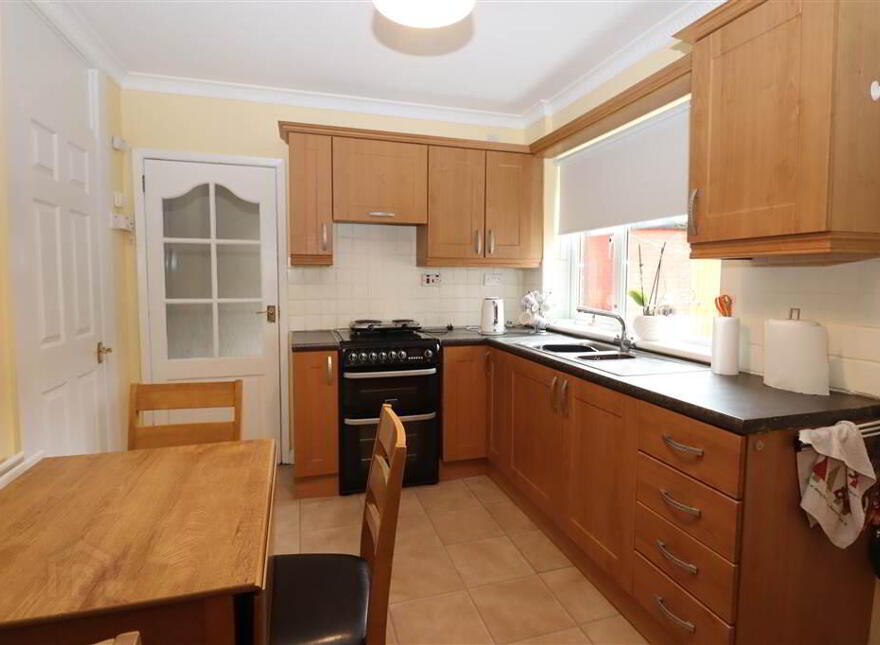 13 Lawnmount Crescent, Grand Street, Lisburn, BT27 4TT