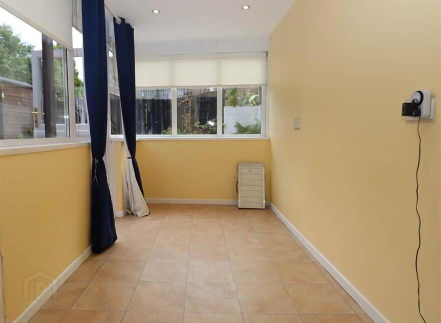 13 Lawnmount Crescent, Grand Street, Lisburn, BT27 4TT