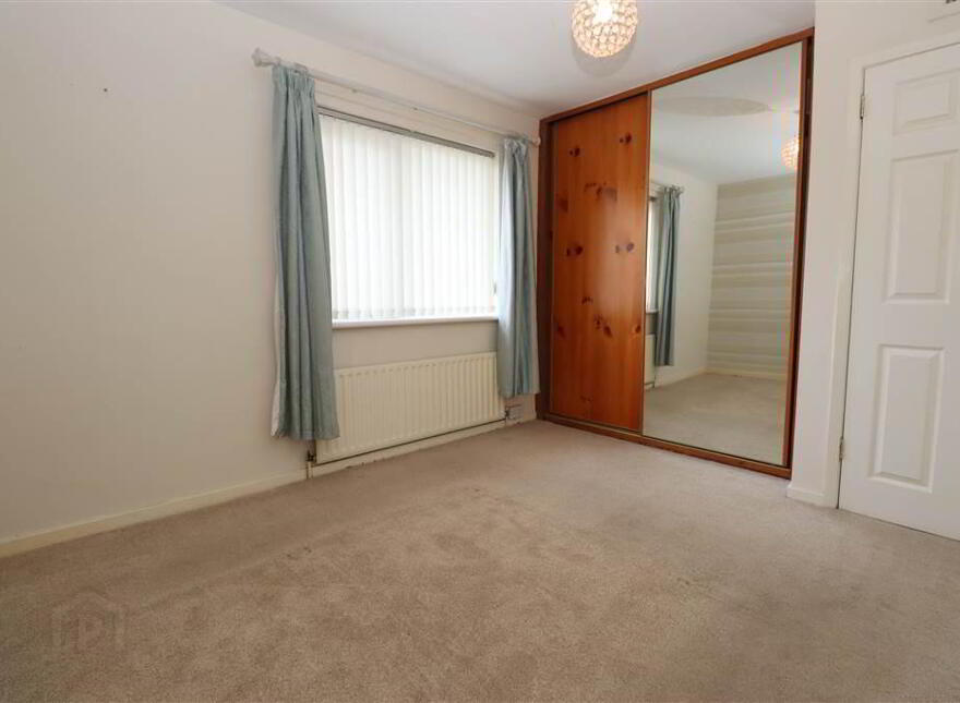 13 Lawnmount Crescent, Grand Street, Lisburn, BT27 4TT