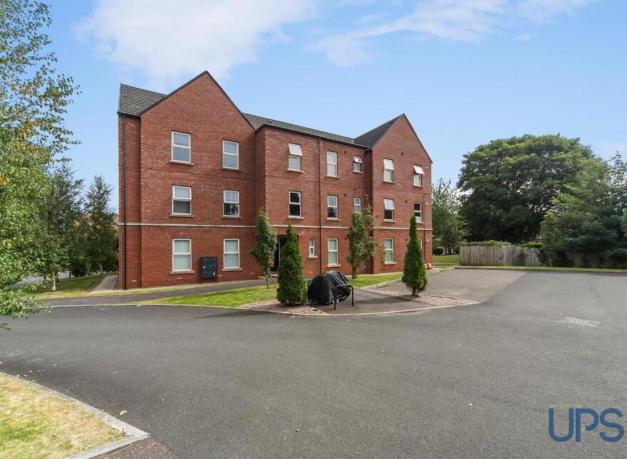 Apartment 8 2 Eaton Park, Dunmurry, Belfast, BT17 9FX