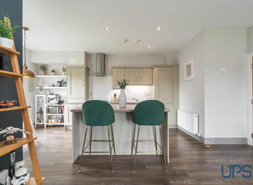 Apartment 8 2 Eaton Park, Dunmurry, Belfast, BT17 9FX