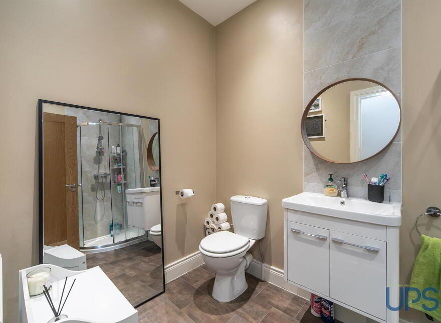 Apartment 8 2 Eaton Park, Dunmurry, Belfast, BT17 9FX