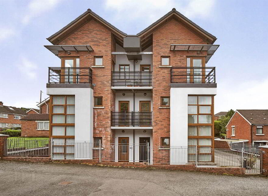 Apt 2 67a, Ballygowan Road, Belfast, BT5 7LJ photo