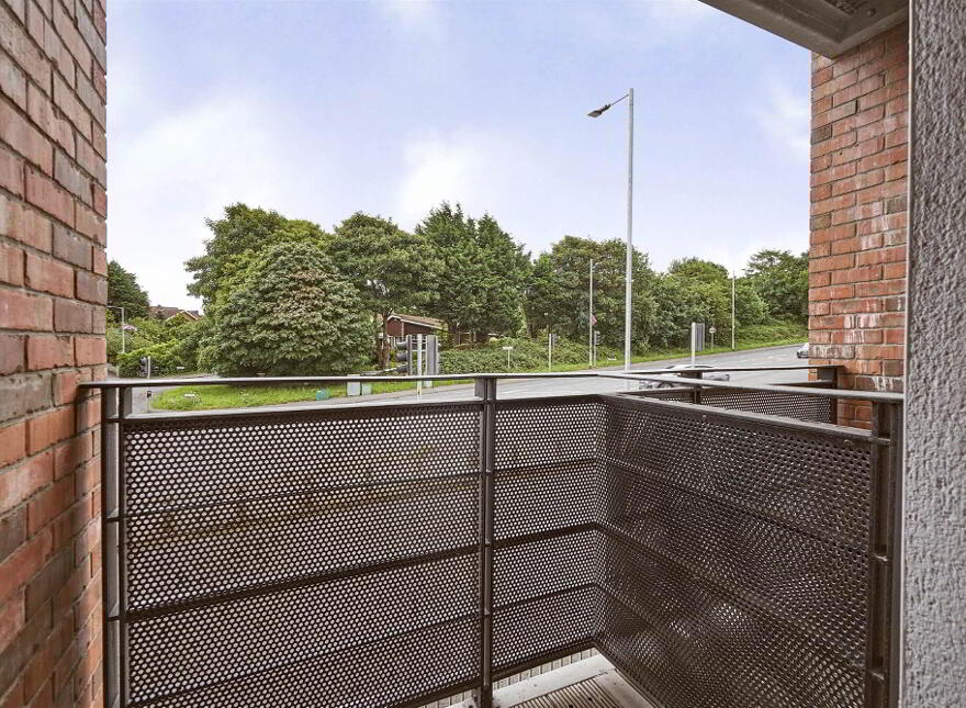 Apt 2 67a, Ballygowan Road, Belfast, BT5 7LJ