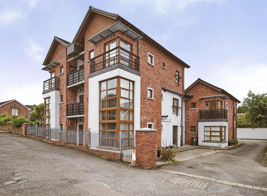 Apt 2 67a, Ballygowan Road, Belfast, BT5 7LJ