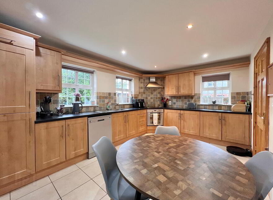 46 Oak Glynn, Maghera, BT46 5FD