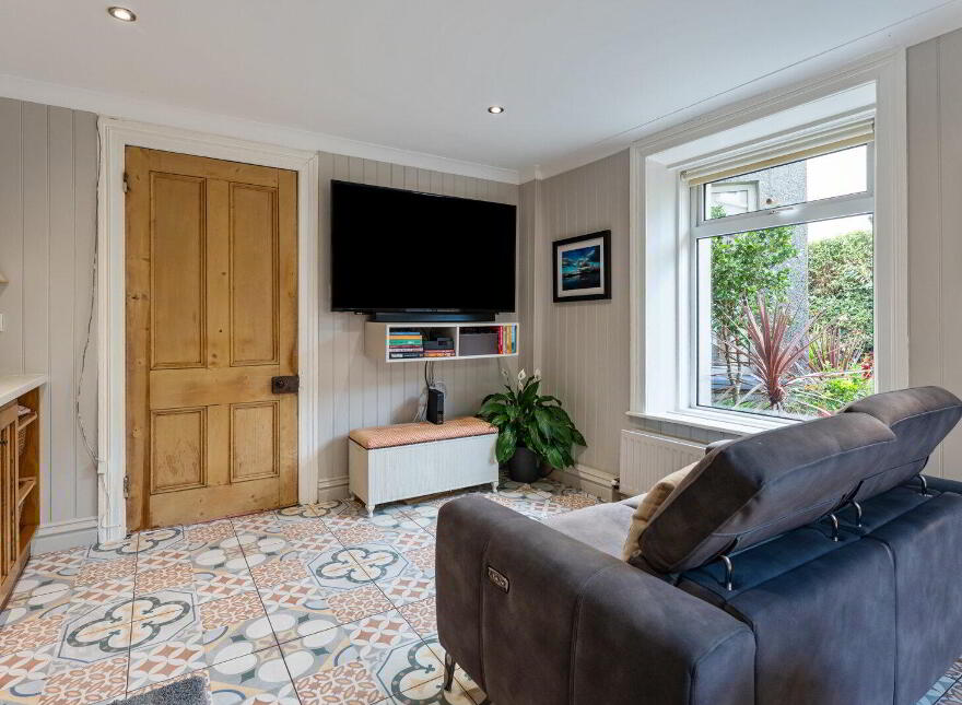 7 Crawfordsburn Road, Newtownards, BT23 4EA