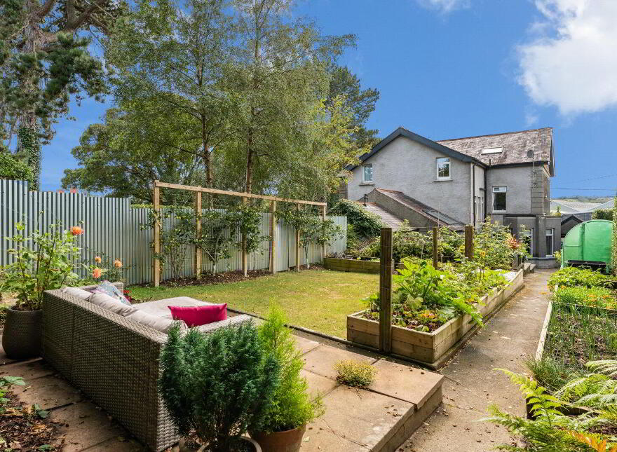 7 Crawfordsburn Road, Newtownards, BT23 4EA