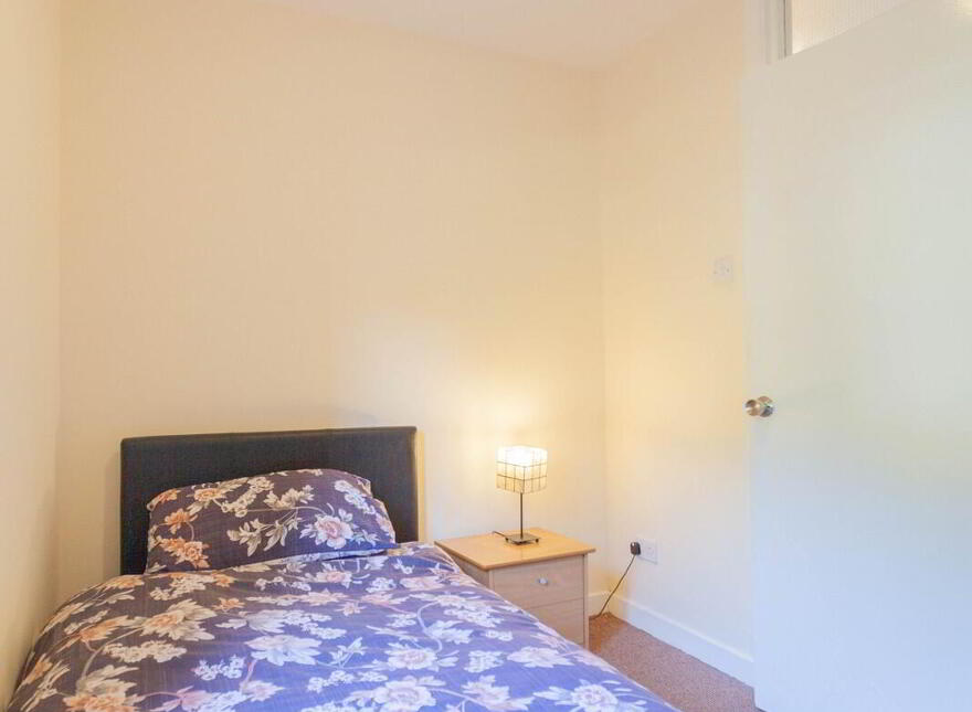 3 Laganview Court, Belfast, BT5 4AR