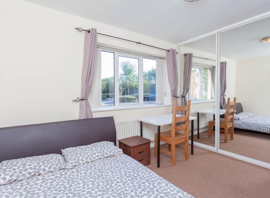 3 Laganview Court, Belfast, BT5 4AR