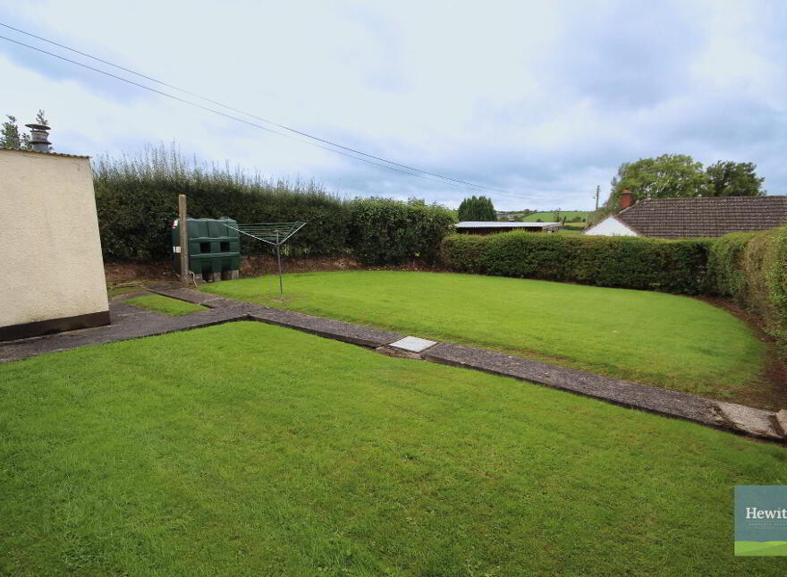 12 St Johns Terrace, Mullaghbrack, Markethill, BT60 1QL