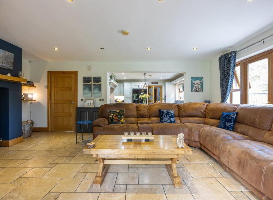 153 Listooder Road, Saintfield, Ballynahinch, BT24 7JA