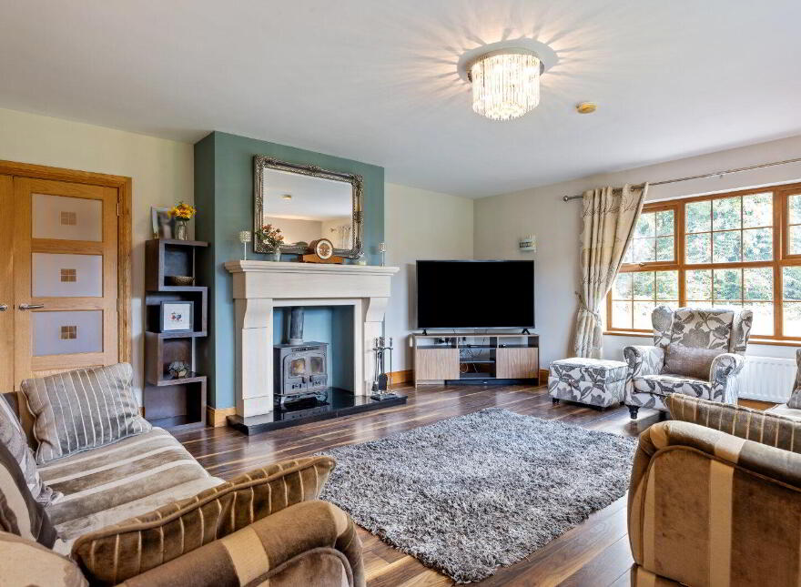 153 Listooder Road, Saintfield, Ballynahinch, BT24 7JA