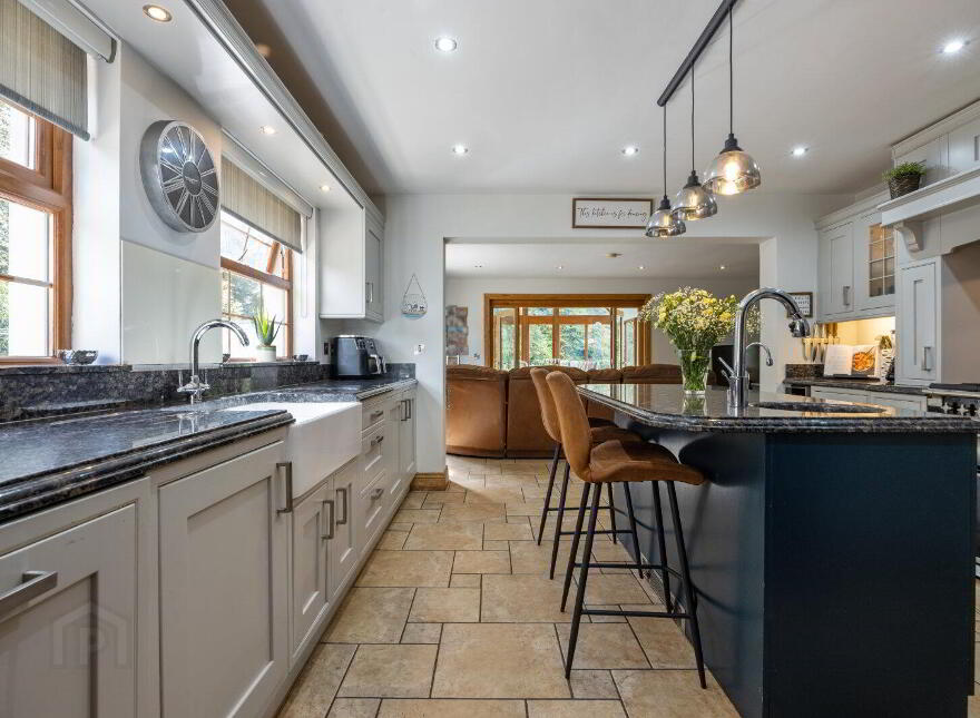 153 Listooder Road, Saintfield, Ballynahinch, BT24 7JA