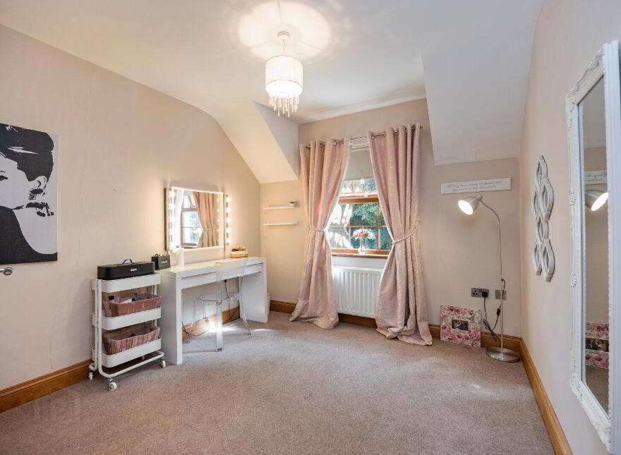 153 Listooder Road, Saintfield, Ballynahinch, BT24 7JA