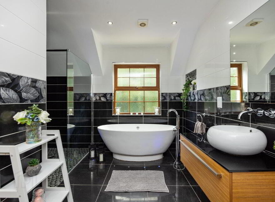 153 Listooder Road, Saintfield, Ballynahinch, BT24 7JA