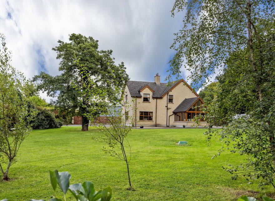 153 Listooder Road, Saintfield, Ballynahinch, BT24 7JA