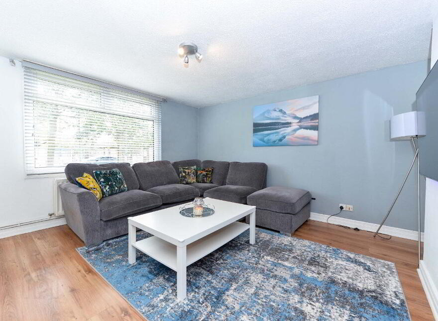 31 Culross Drive, Dundonald, Belfast, BT16 2SQ