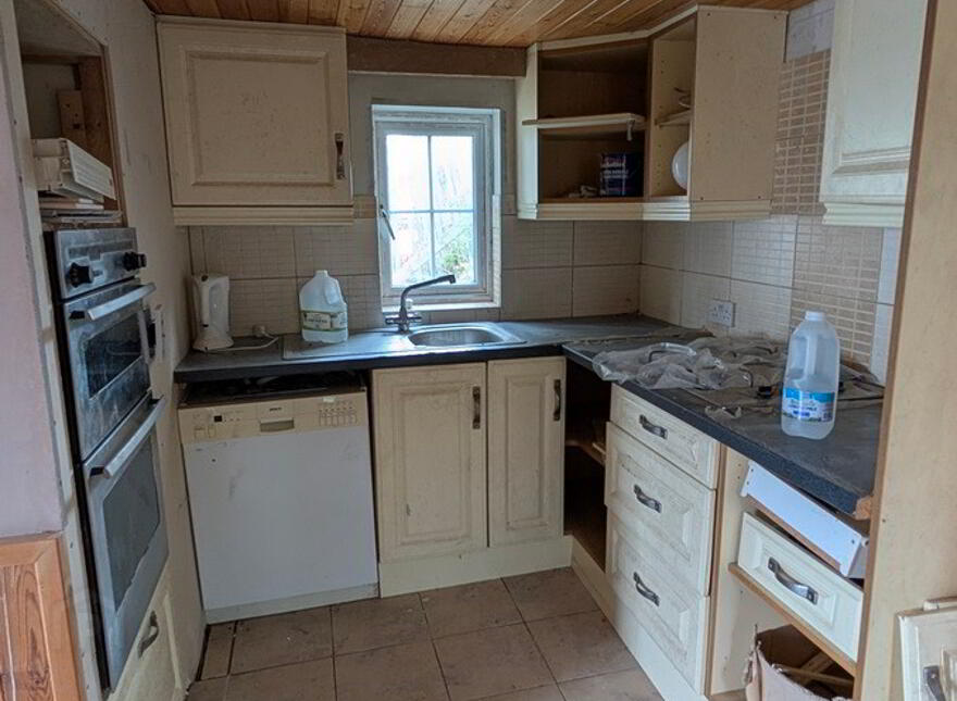 Cornaferst, Carrigallen, H12PN32