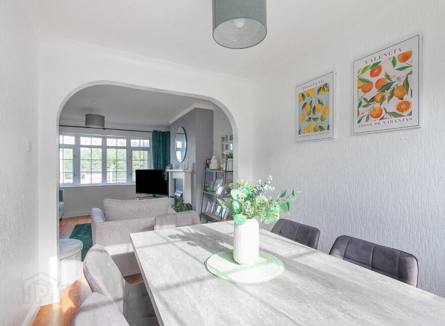 16 Hillcrest Villas, Doagh Road, Newtownabbey, BT36 6EE