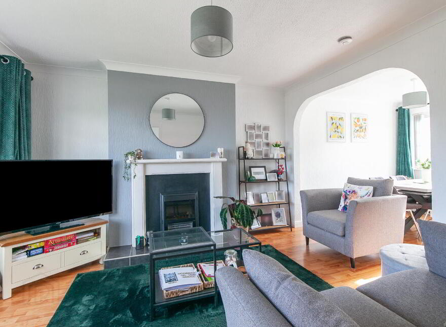 16 Hillcrest Villas, Doagh Road, Newtownabbey, BT36 6EE