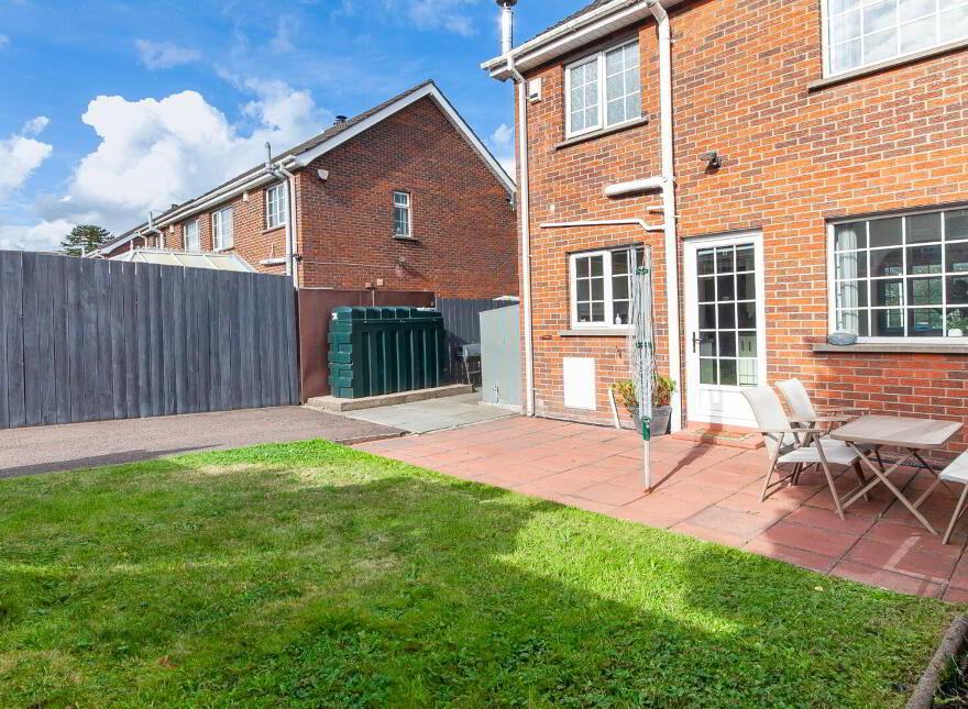 16 Hillcrest Villas, Doagh Road, Newtownabbey, BT36 6EE