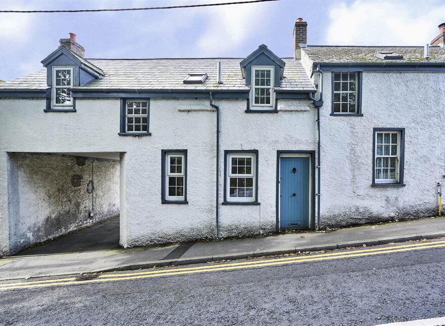 8 Brook Street, Holywood, BT18 9BB photo