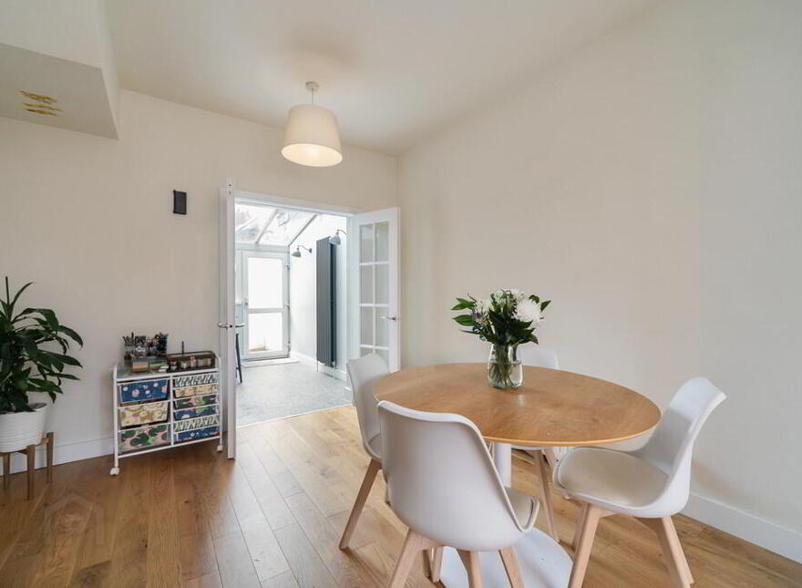 140 Connsbrook Avenue, Belfast, BT4 1JX