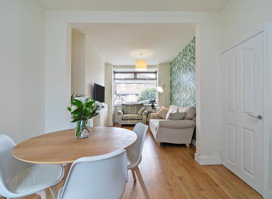 140 Connsbrook Avenue, Belfast, BT4 1JX