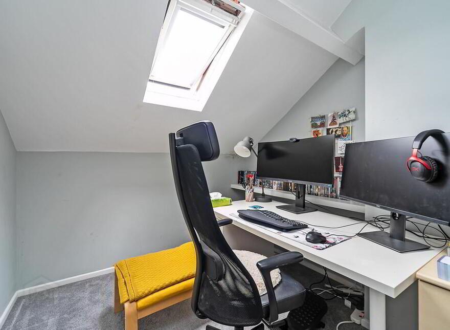 140 Connsbrook Avenue, Belfast, BT4 1JX