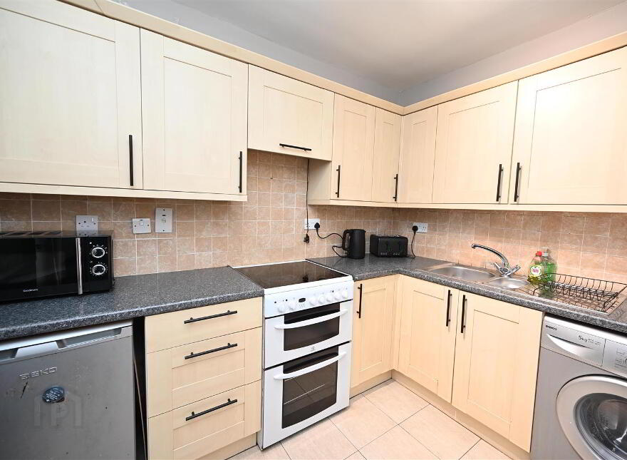 1 Hugh Street, Belfast, BT9 7HH