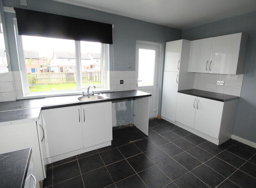 69 Rathcoole Drive, Newtownabbey, BT37 9AH