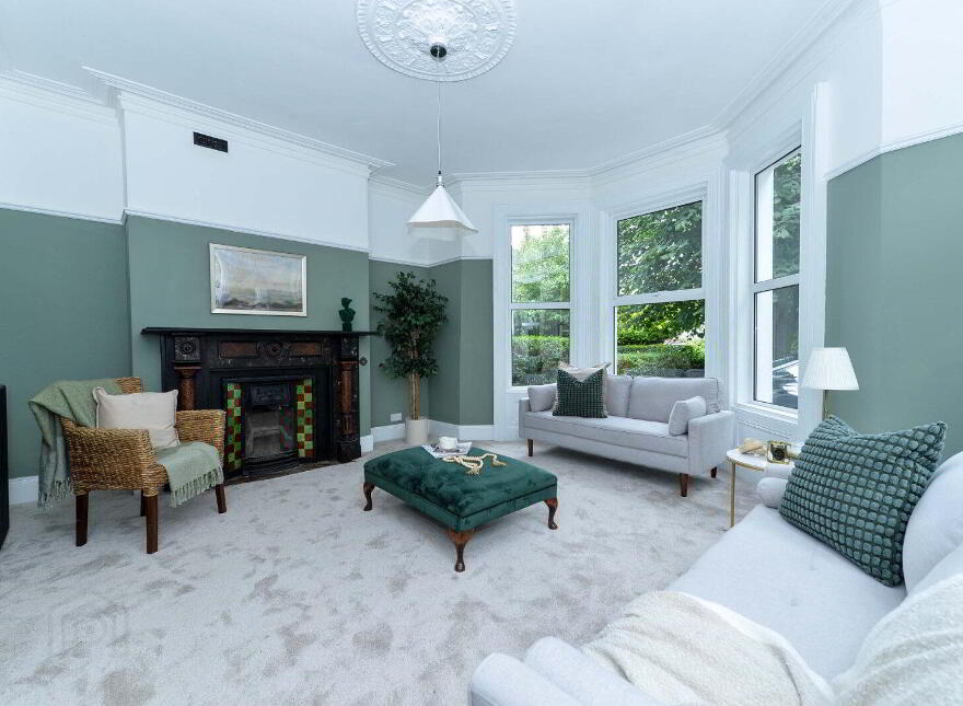 25 Kirkliston Drive, Belfast, BT5 5NX
