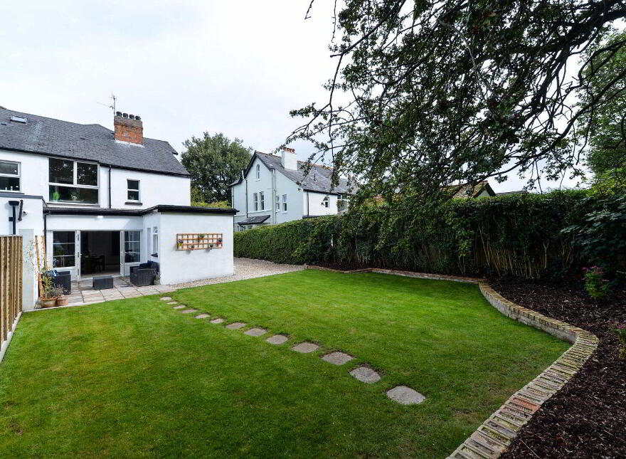 25 Kirkliston Drive, Belfast, BT5 5NX