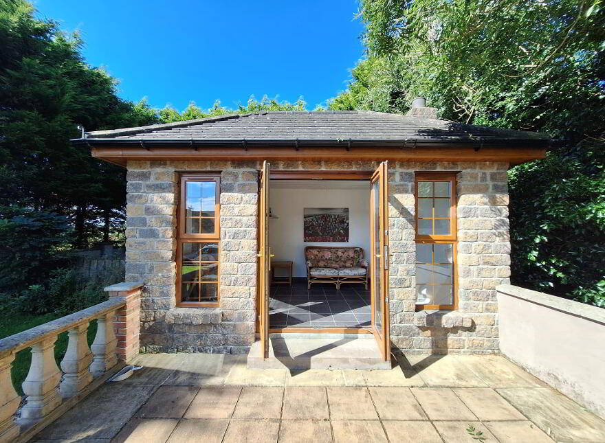 65 Ballinlea Road, Ballycastle, BT54 6NN