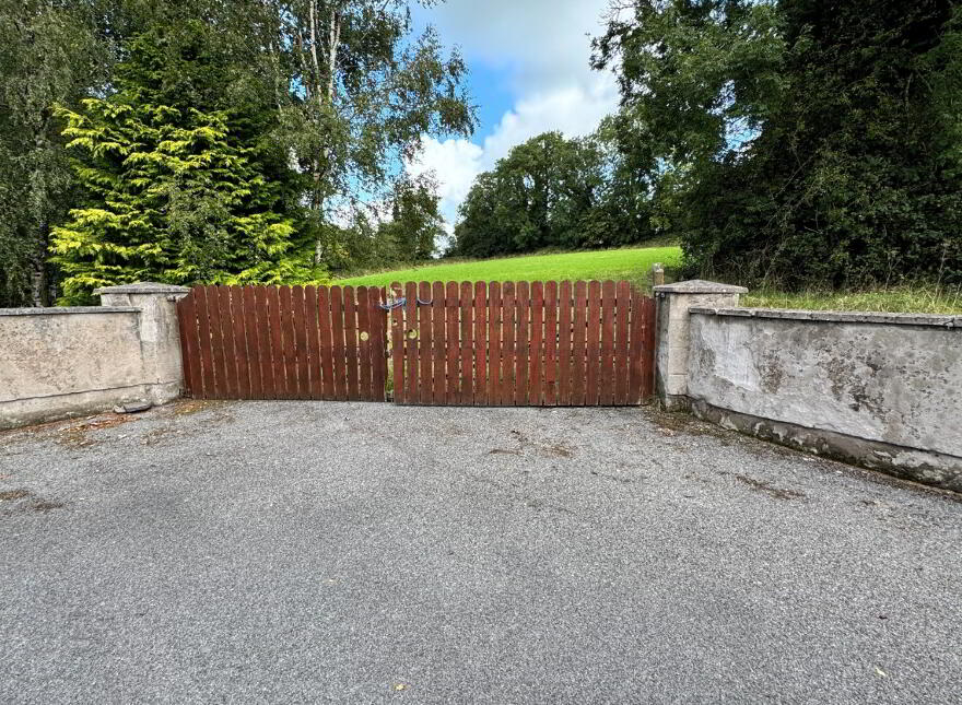 Ballybay Road, Carrickmacross